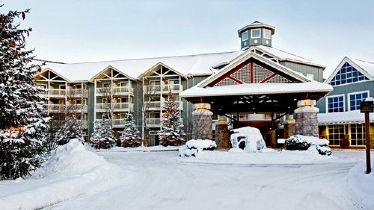 Huntsville Condo | New Years at Deerhurst