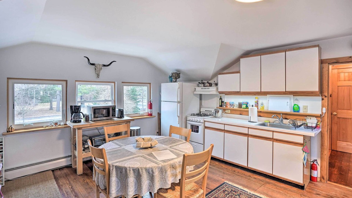 Saugerties Apartment | New York Vacation Rental w/Smart TVs & Cable