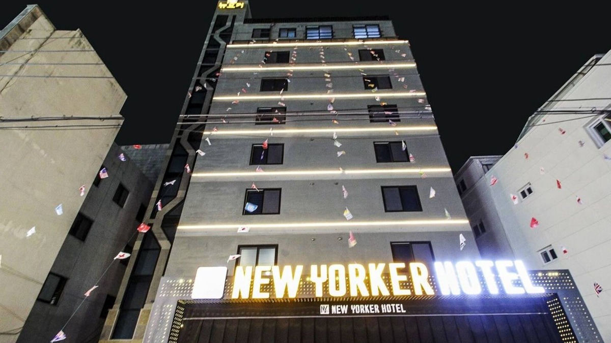 Chinju Hotel | New Yorker Hotel
