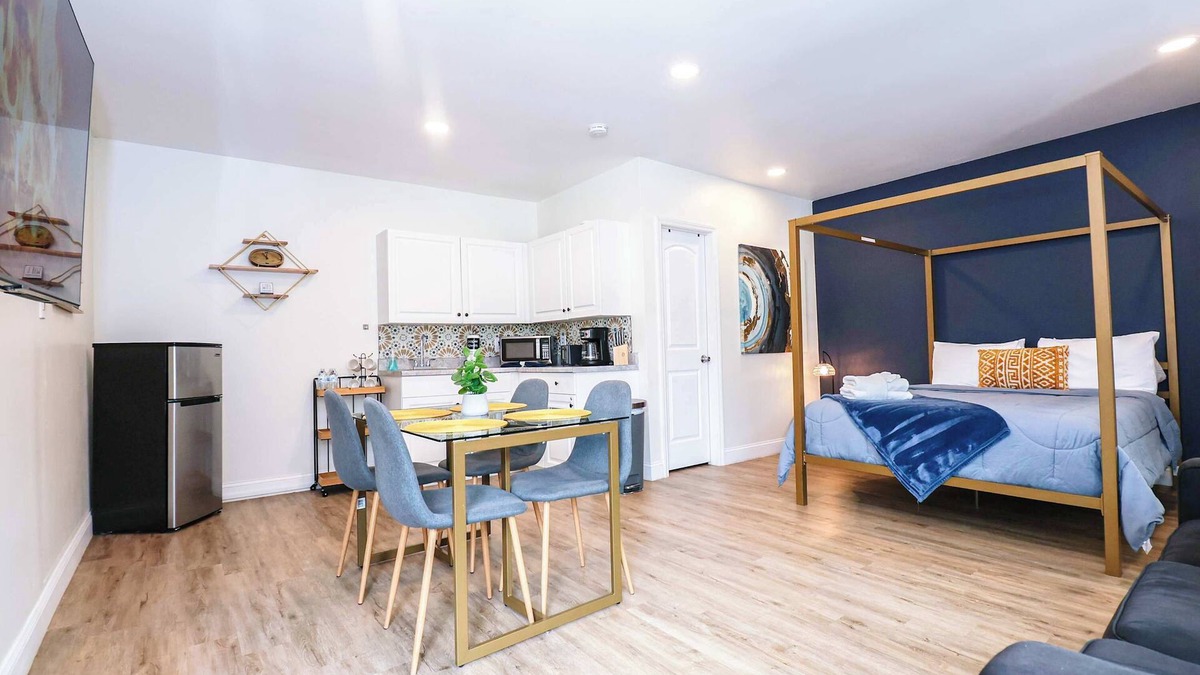 Orlando Apartment | NEW5 APT NrUCF PETSOK PRIVATE patioENTRY LAUNDRY