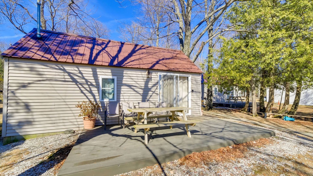 Newberry Apartment | Newberry Vacation Rental w/Muskallonge Lake Views