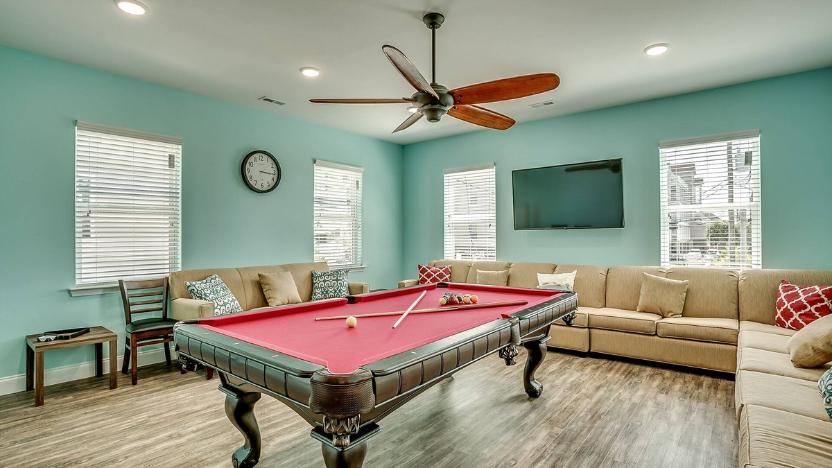 North Myrtle Beach House | Newely Updated! 2 Kitchens/2 Theaters/2 GameAreas/2 Pools 150ft to the Beach!