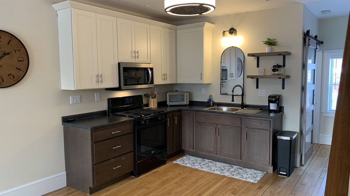 Lisbon Falls House | Newer 1 bedroom 1 bath furnished apartment in quiet Maine town