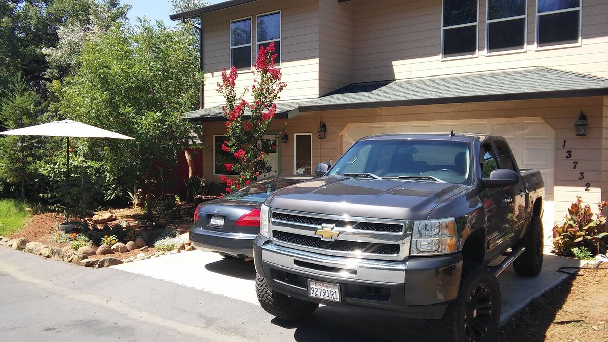Shasta Lake House | Newer cozy two story vacation home one mile from beautiful Lake Shasta