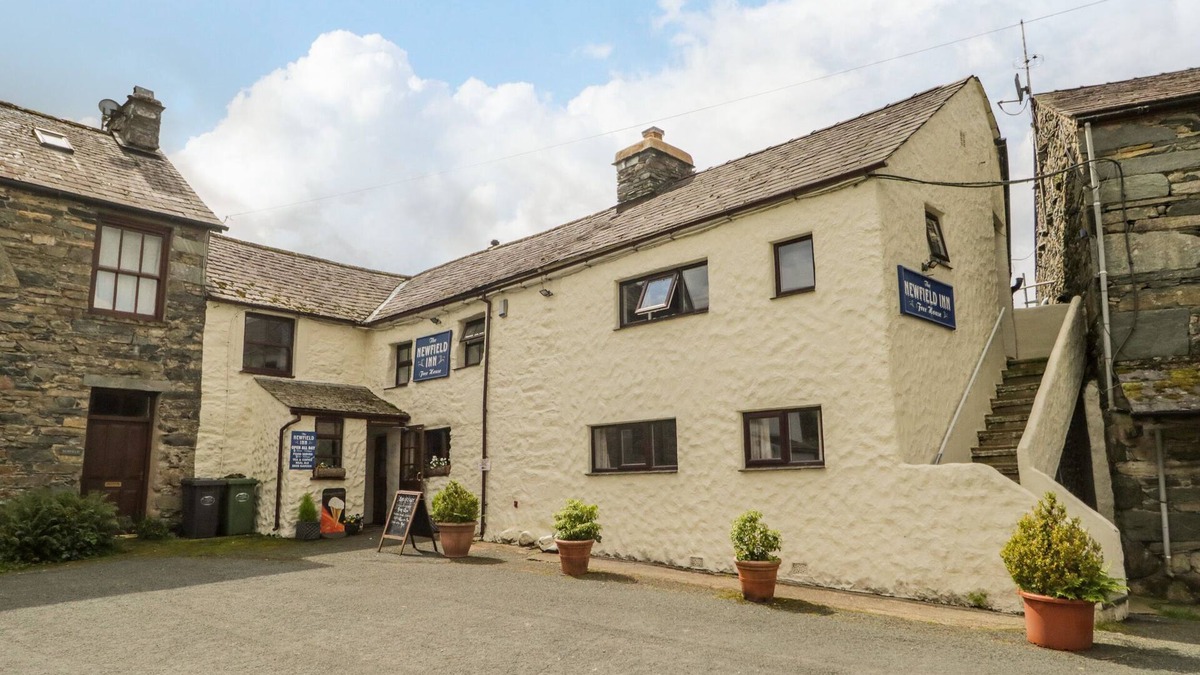 Broughton in Furness Cottage | NEWFIELD APARTMENT 1, pet friendly in Broughton-In-Furness