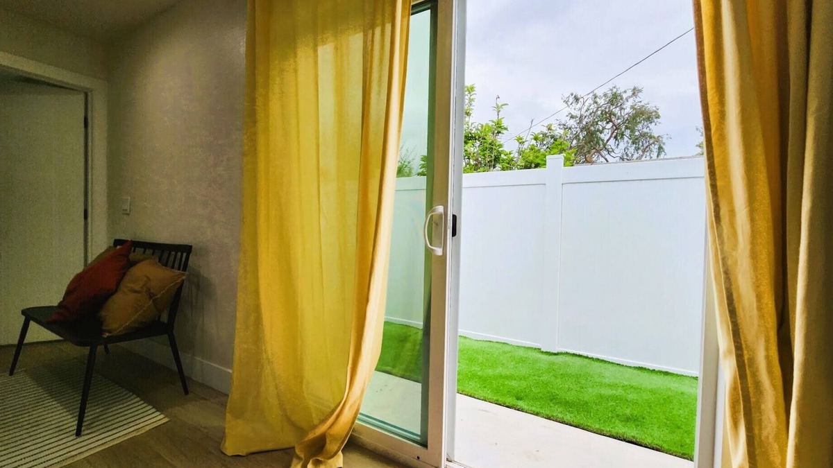 Fullerton House | Newly 2BR/2BA min to Disneyland & hot attractions