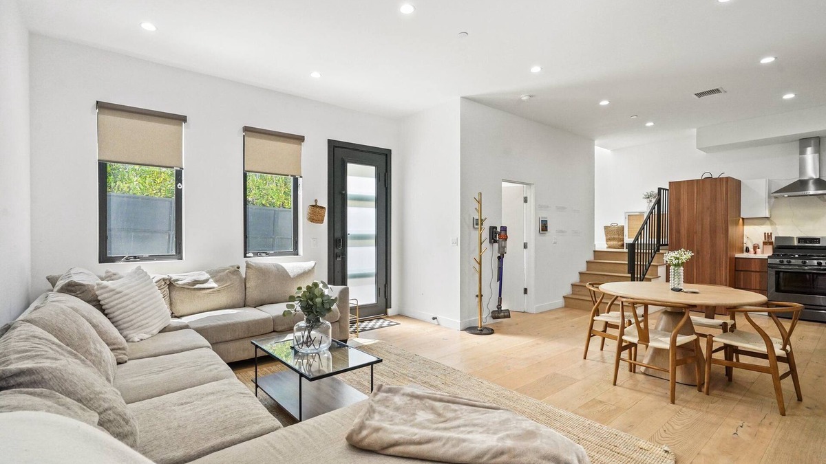 Mar Vista House | Newly Built 2 Bedroom 2.5 Bath House w/Modern Finishes Pet and Family Friendly