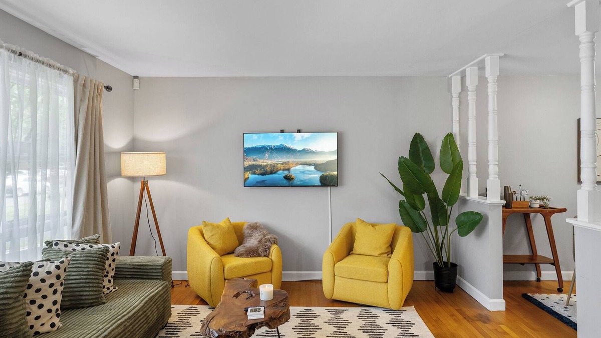 Hidden Valley House | Newly Built 4BD - Cozy Stay w/Movie & Games