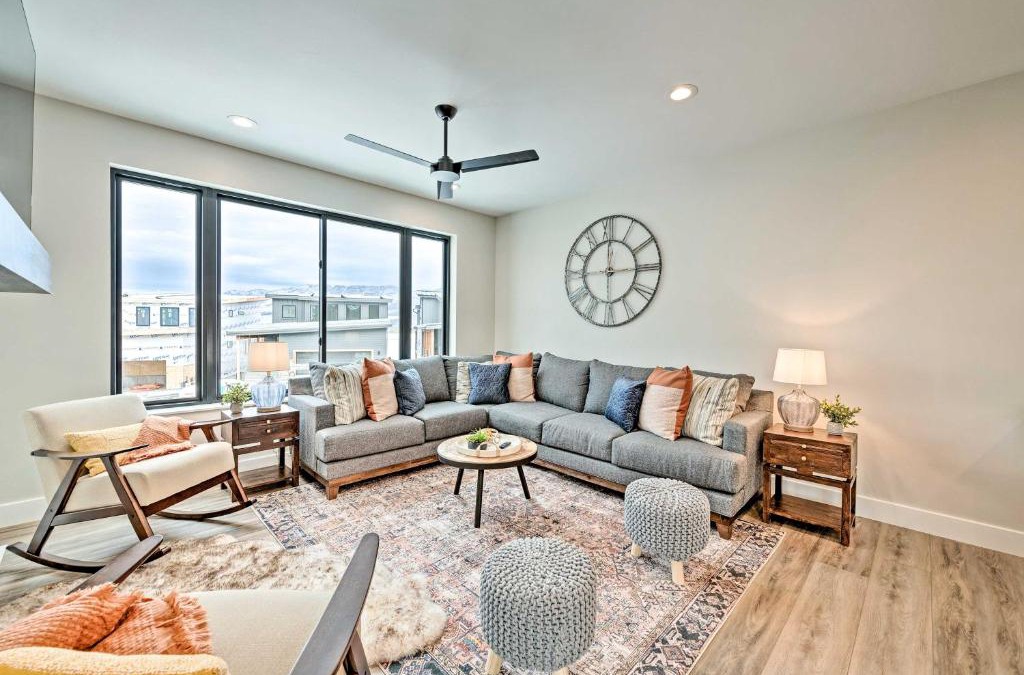 Ogden House | Newly-Built Lakeside Gem with Community Perks!
