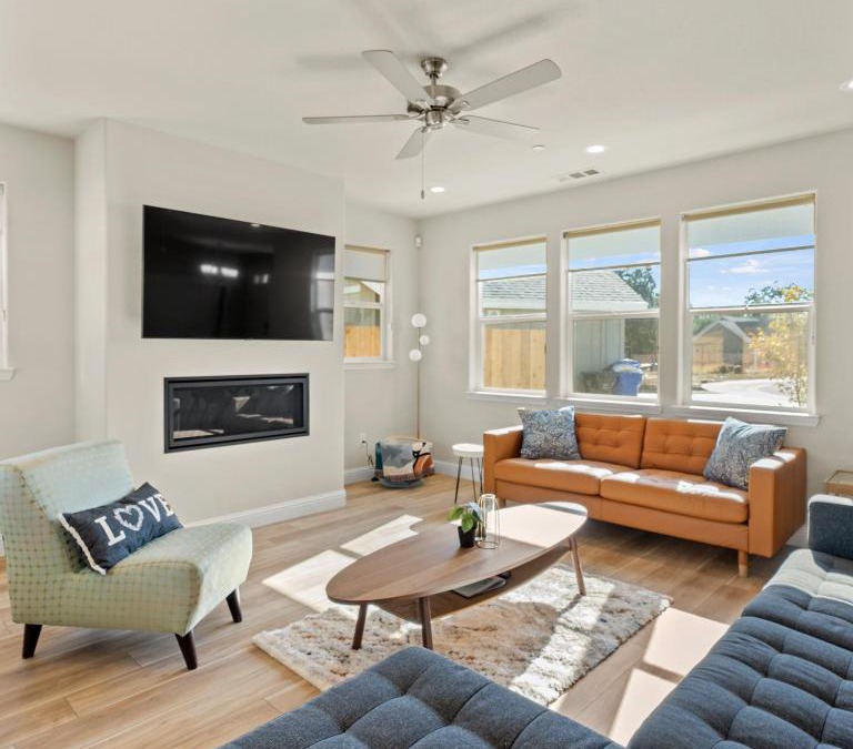 Murphys House | Newly Built Murphys Modern Retreat