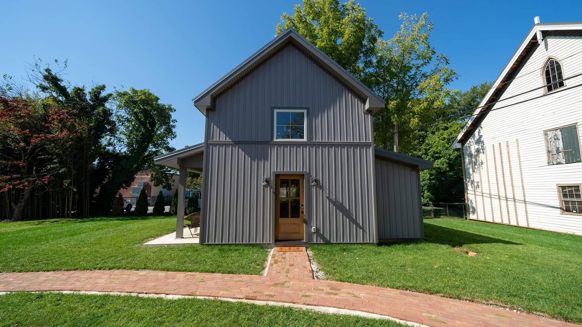 Kennett Square House | Newly built Tiny House in Historic Kennett Square