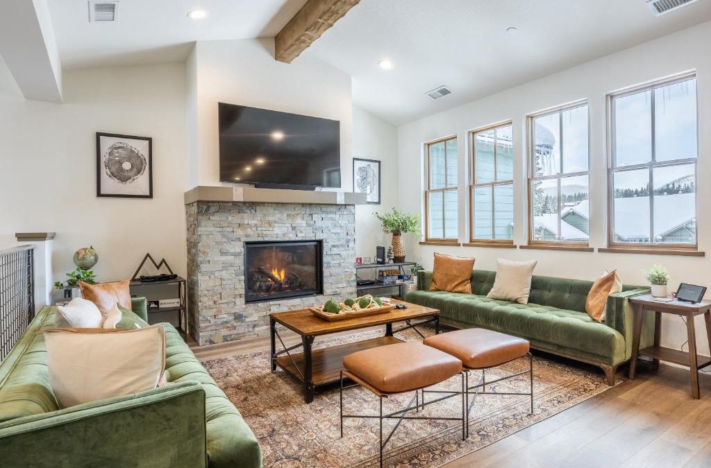 Mammoth Lakes House | Newly Built Updated 3 Bed 2 and a half bath Creekhouse at Snowcrk Resort 1463 Amazing Mountain Views