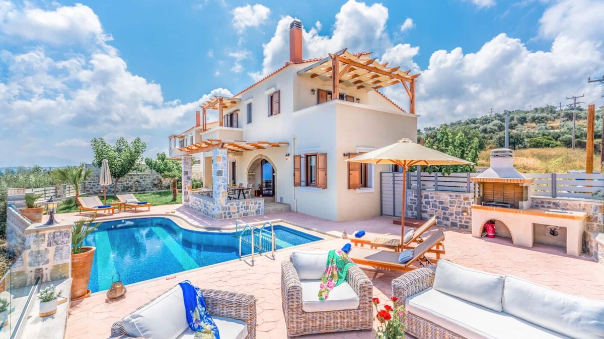 Kirianna Villa | Newly Built Villa Kantifes w/Pool, BBQ, Amazing Views only 7km to the beach