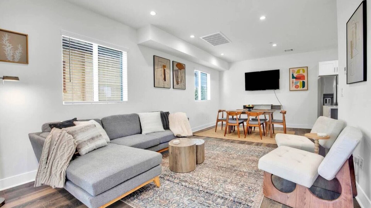 Historic Filipinotown House | Newly constructed, luxury furnishings beautiful condo near Downtown & Hollywood