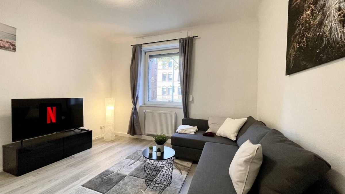 Ostheim Apartment | Newly Furnished Beautiful Apartment In The Center With Smart TV
