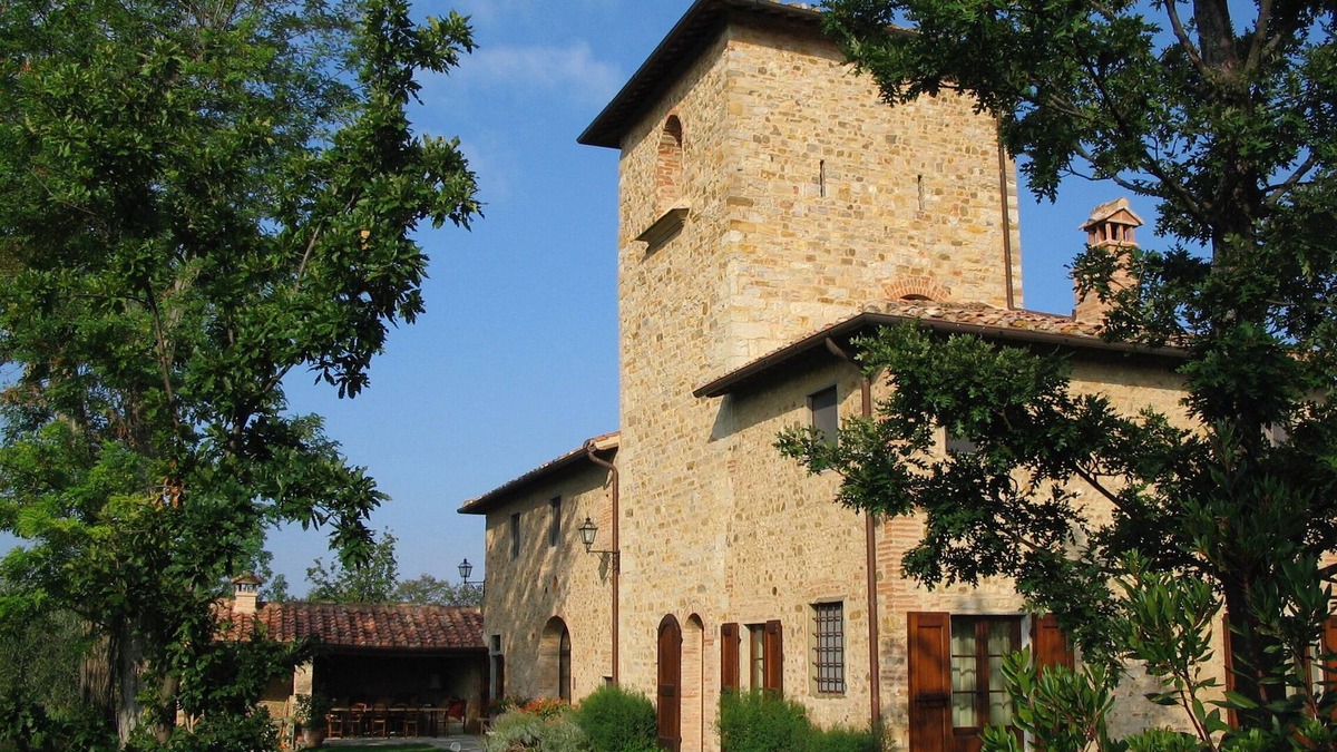 San Pietro in Bossolo Villa | NEWLY LISTED Private Tuscan family estate 25 minutes South of Florence
