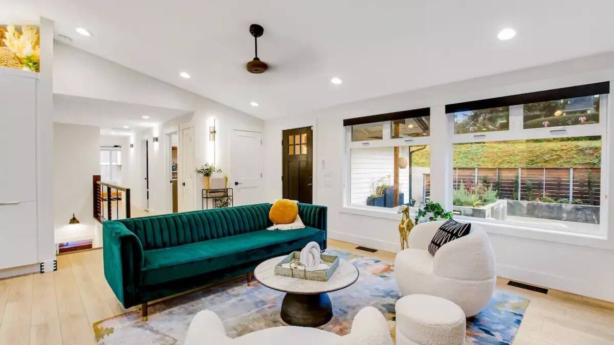 Milton House | Newly Listed! Rare Modern Luxury in Milton