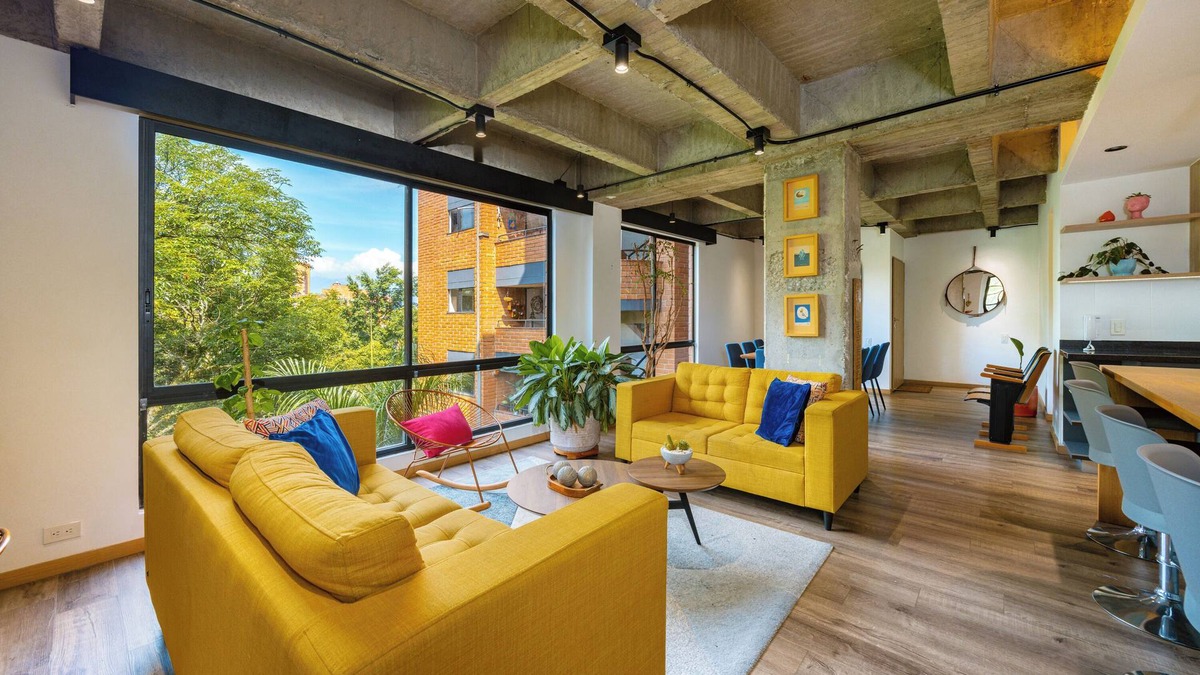 La Florida Condo | Newly refurbished, modern & spacious apt in Provenza