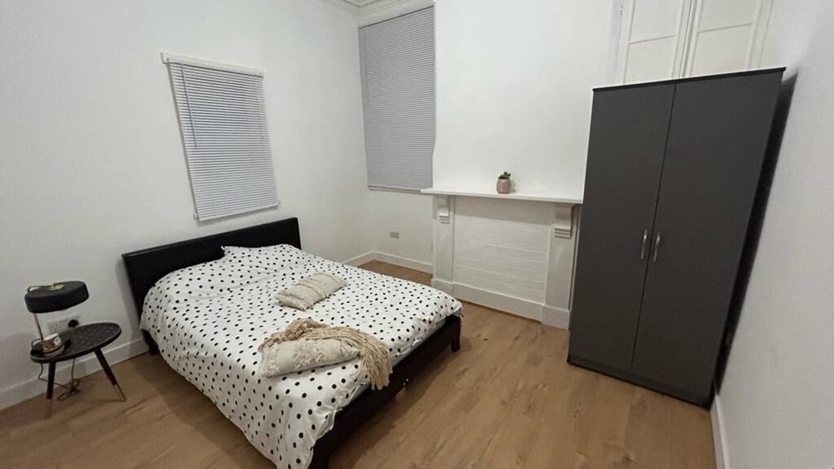 Nottingham House | Newly Refurbished Spacious and Bright House.7 min Drive to Nottingham Centre