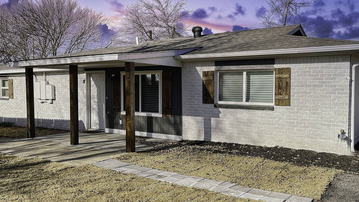 Owasso House | Newly remodel home 2BD/2BATH, 15min to dwtn Tulsa.