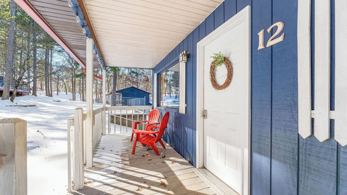 Branson Condo | Newly remodeled-1 Mile to SDC.Resort hot tub open!