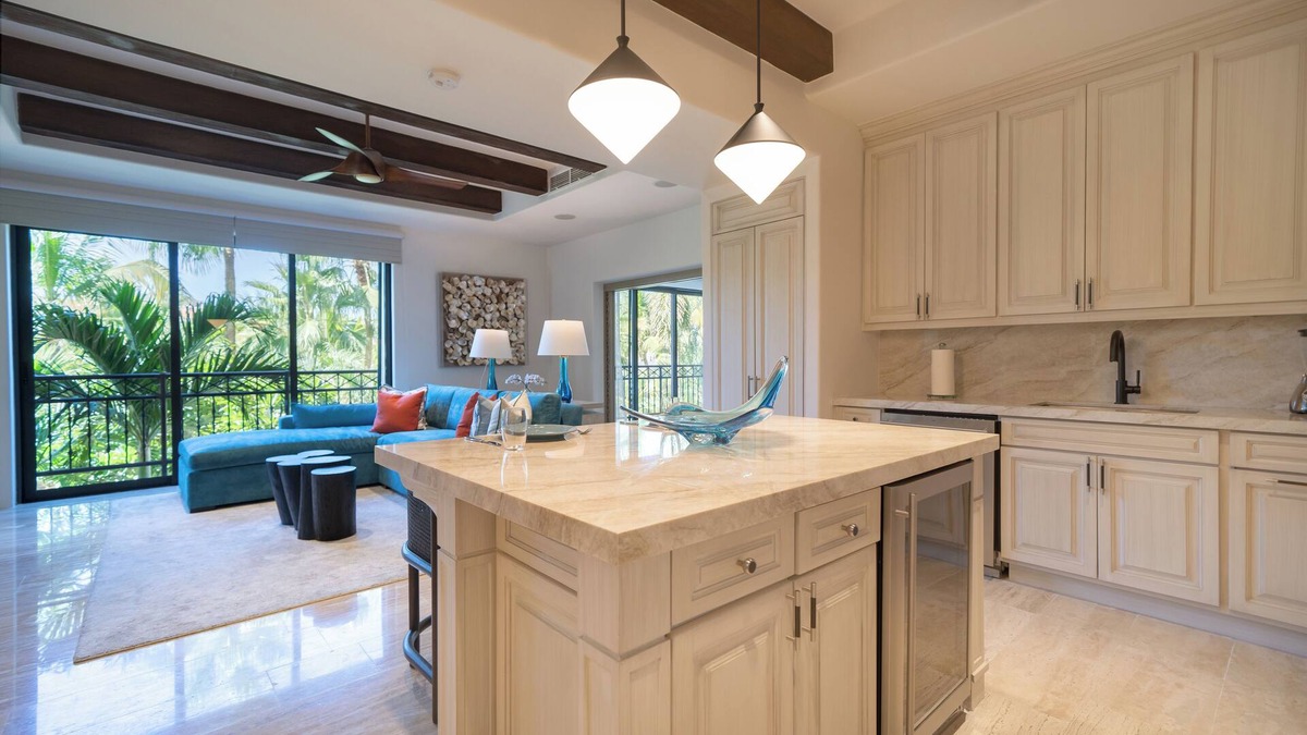 El Medano Ejidal Condo | NEWLY remodeled - 1 Bedroom Marina View - Best Location in Cabo!