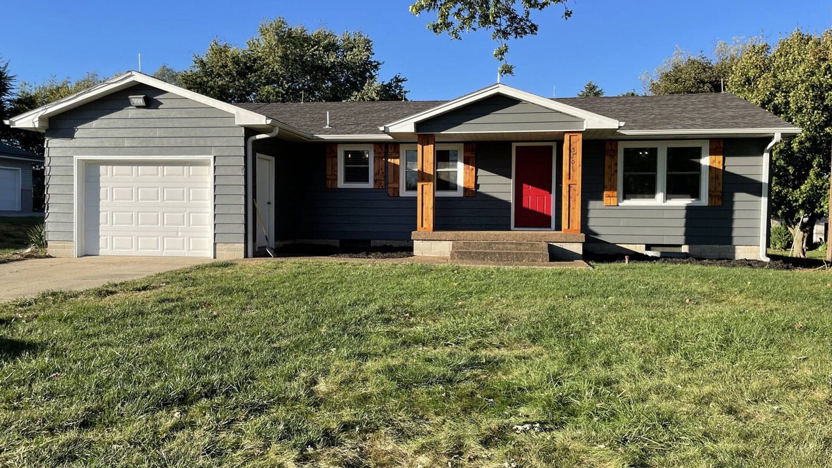 Buchanan County House | Newly Remodeled Beautiful Home With Perfect Location for Travelers!