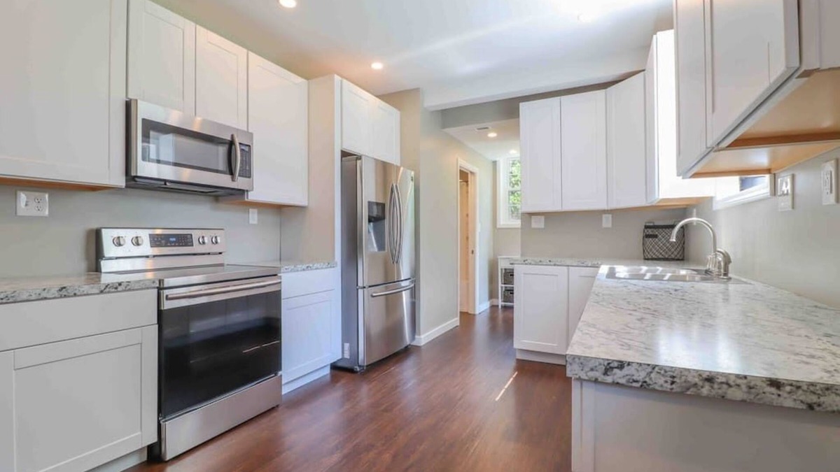 Champaign House | Newly Remodeled, Center of Champaign.
