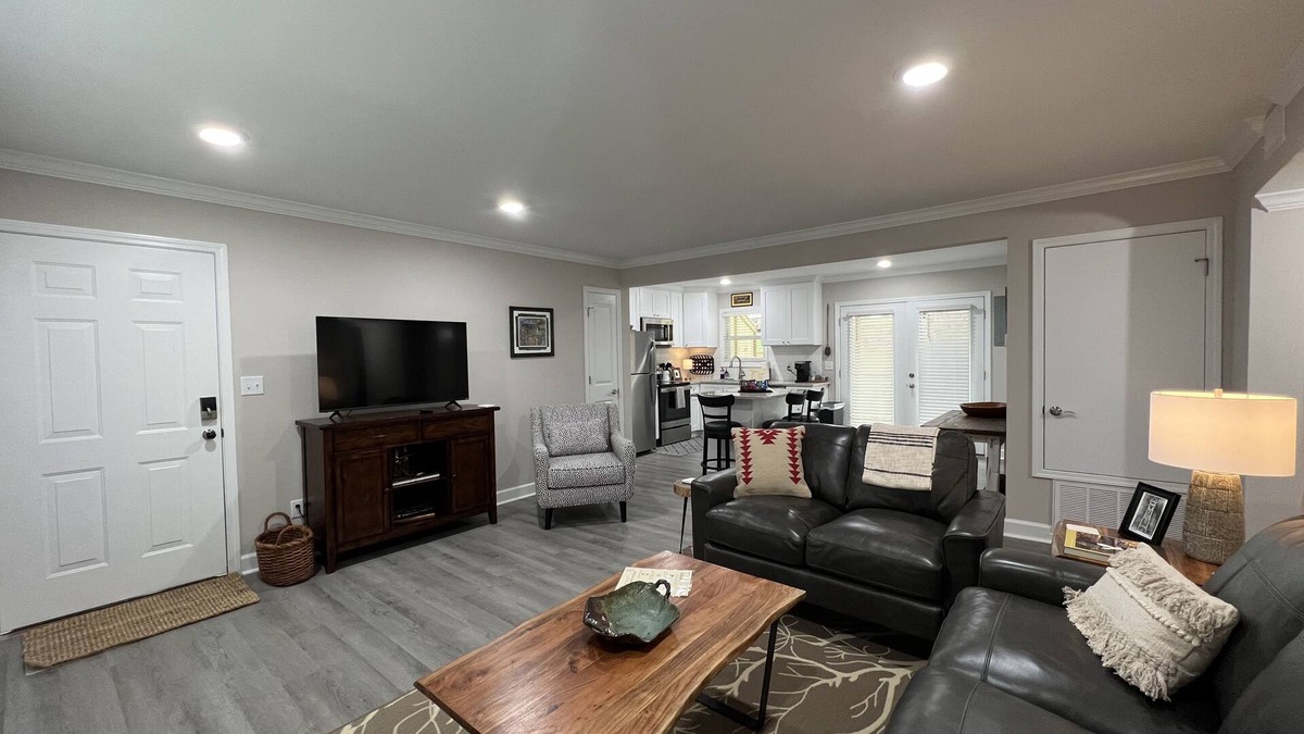 Starkville Condo | Newly remodeled cozy condo, walking distance to campus or jump on the shuttle.