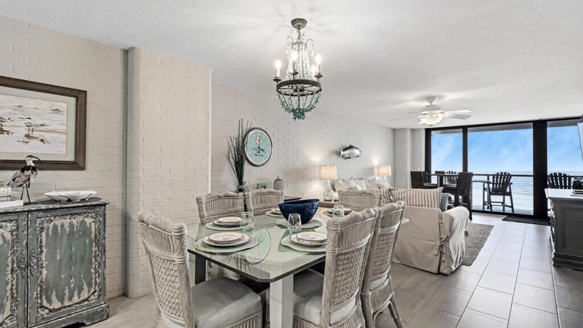 Port Aransas Condo | Newly Remodeled Eighth Floor Elegant View of The Gulf of Mexico