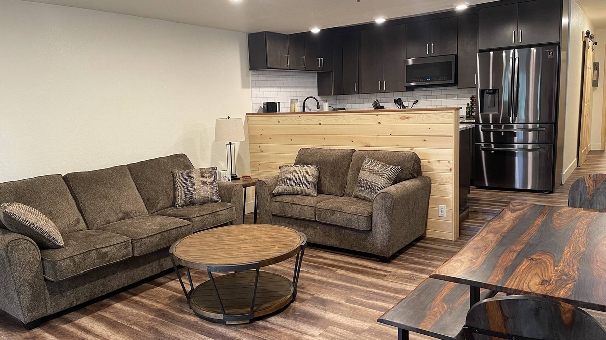 Alyeska Condo | Newly remodeled Girdwood condo, steps from the ski slopes
