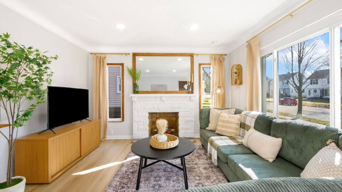 Parma Heights Apartment | Newly Remodeled Home With a Game Room!