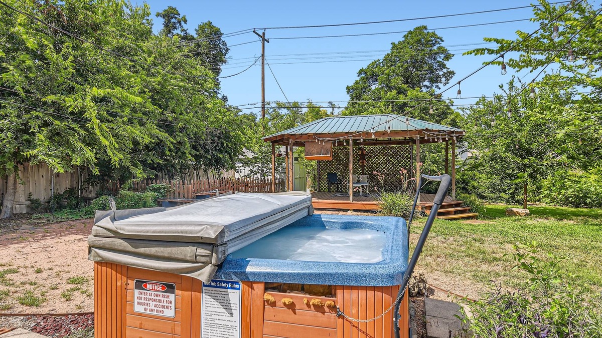 Windsor Hills House | Newly-remodeled home in North Acres