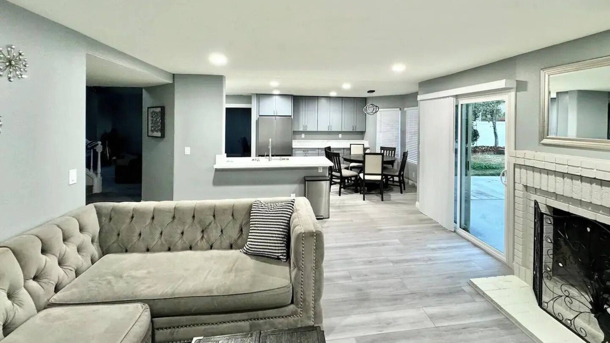 Oxnard House | Newly remodeled home in Oxnard
