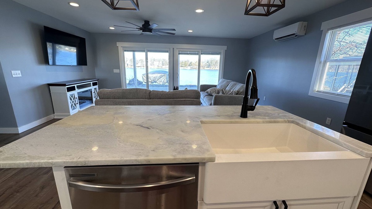Mendon House | Newly remodeled on the St. Joe River. Relaxing ,Tubing, Kayaking and Swimming.