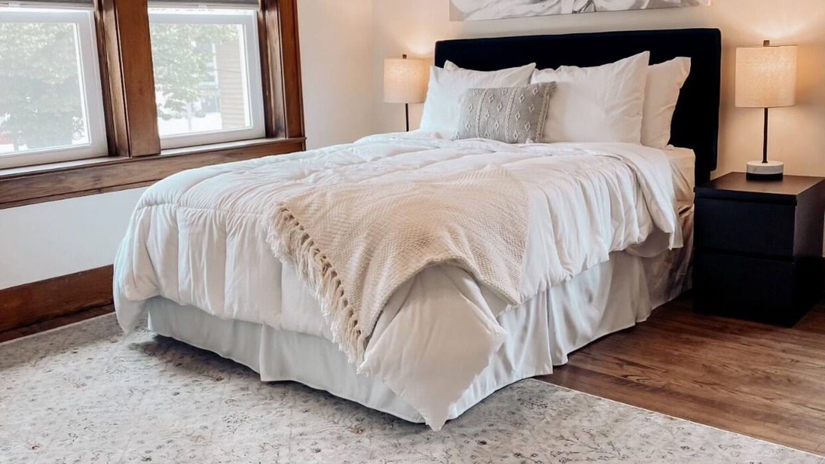Peru Apartment | Newly remodeled Studio Apartment