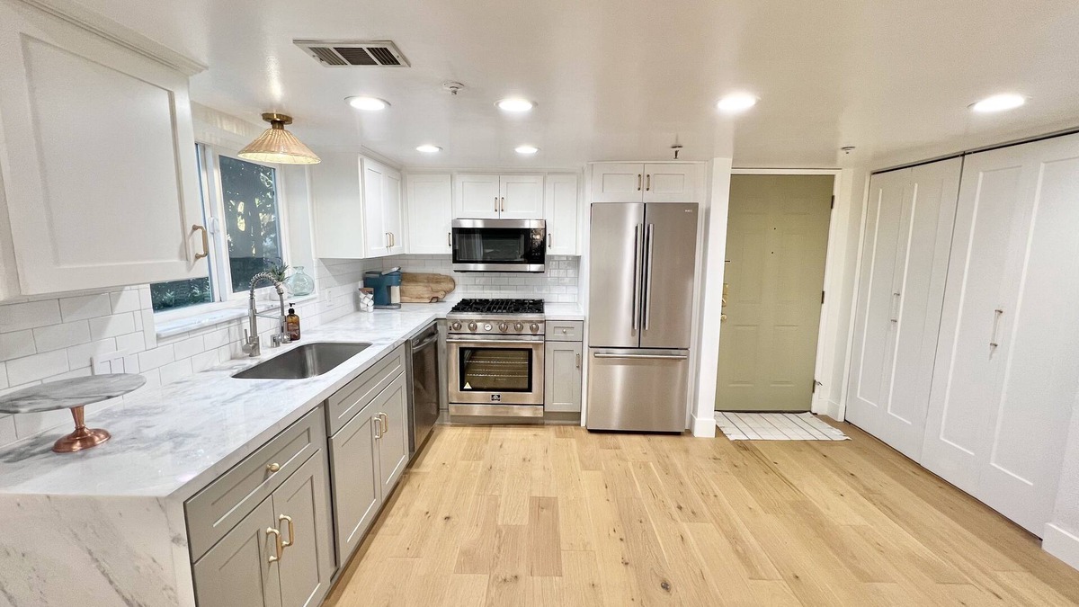 Norma Triangle Condo | Newly Remodeled West Hollywood condo in the best location!