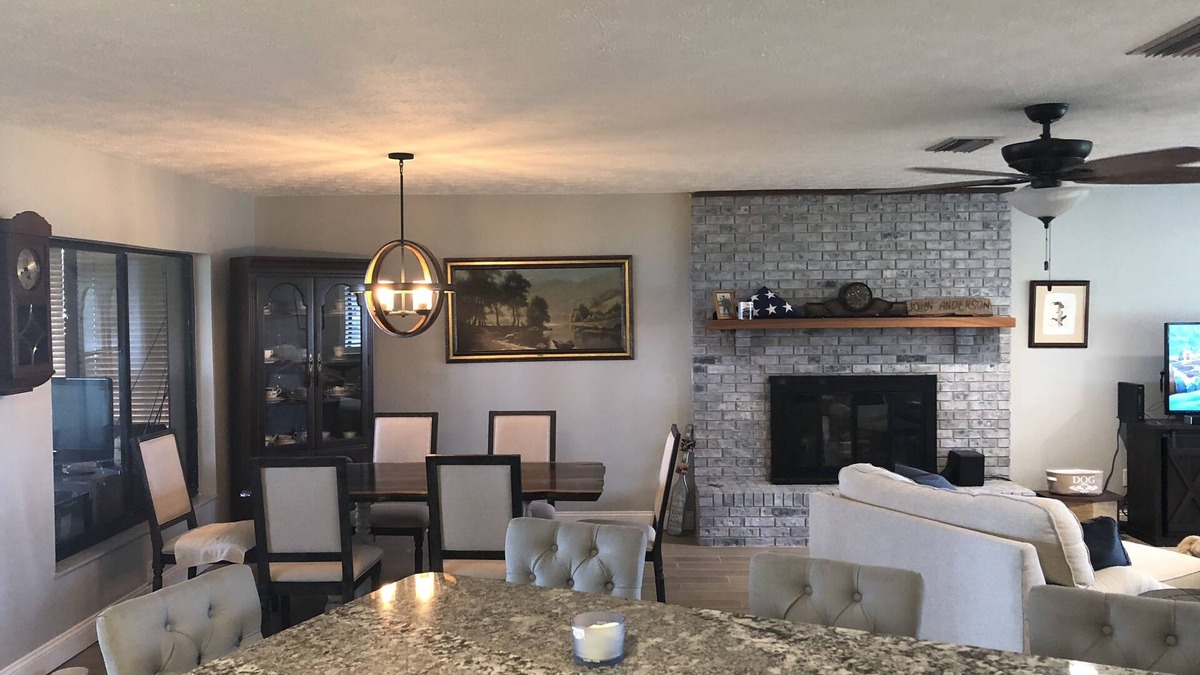 Putnam Hall House | NEWLY RENOVATED HOME ON LITTLE SANTA FE, FLEXIBLE CANCELLATION POLICY