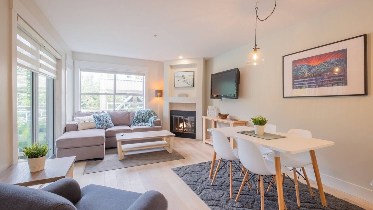 Upper Village Condo | Newly renovated 1 bedroom near Blackcomb Gondola - less than 5 min walk