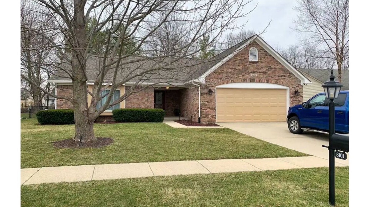 Acton House | Newly renovated 1400 Square Foot 3 Bedroom Home.
