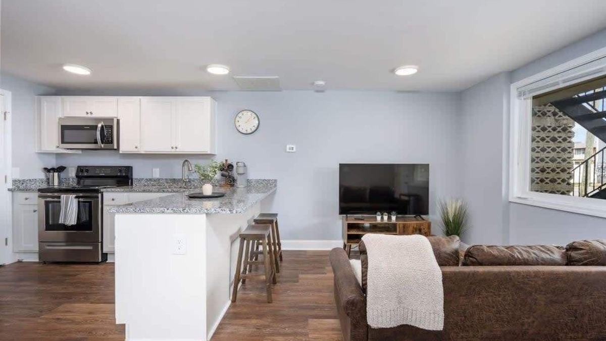 Columbus Apartment | Newly Renovated 2 Bedroom