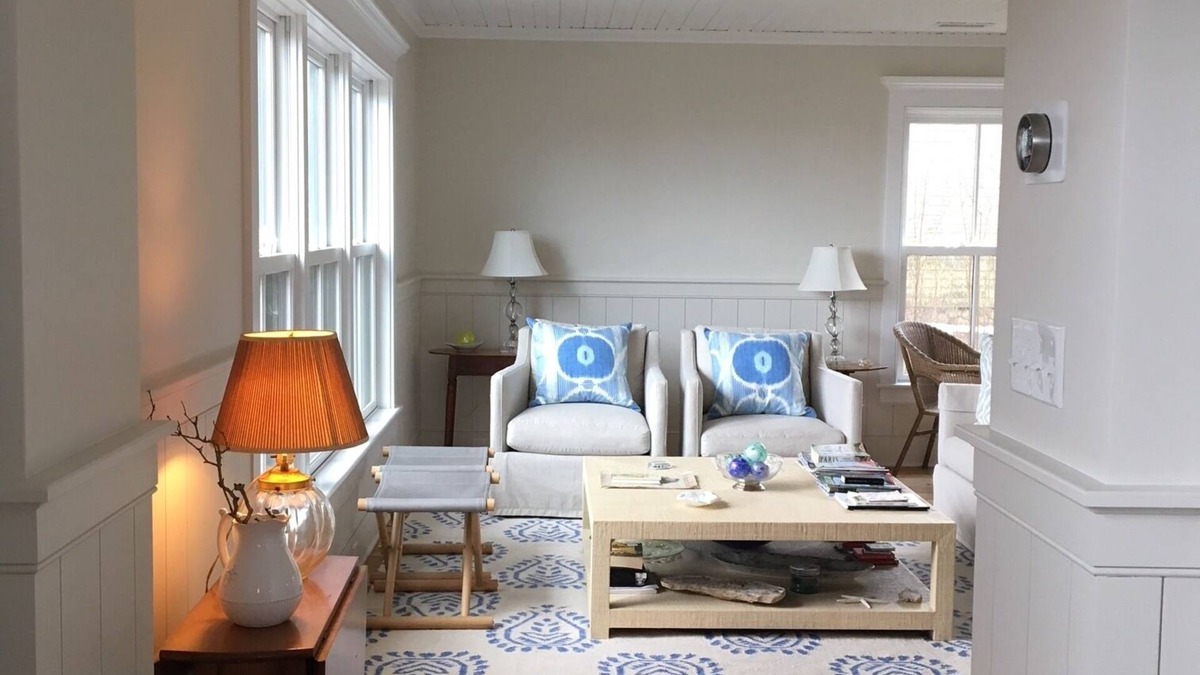 Narragansett Cottage | Newly renovated 2 bedroom cottage with ocean view