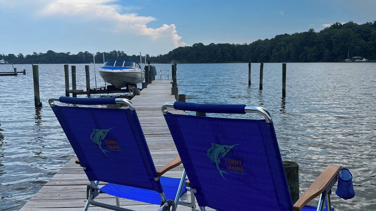 Mount Holly Cottage | Newly Renovated 2BR Waterfront Cottage with Dock