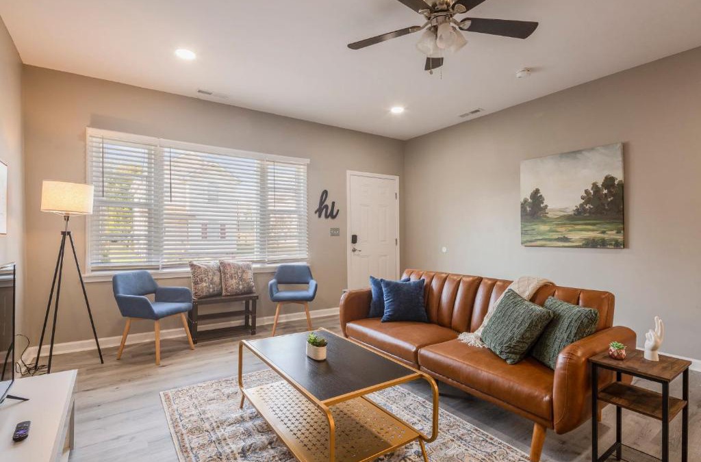 Smoketown Jackson House | Newly renovated 4BR CozySuites