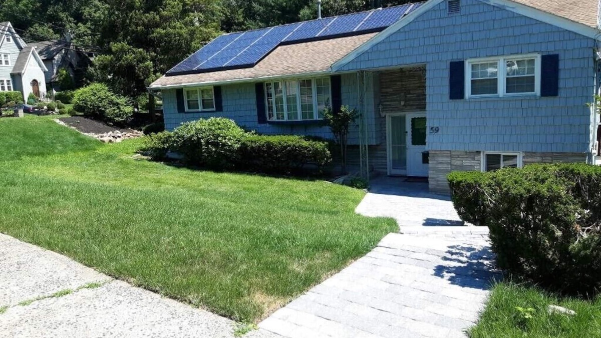 West Orange House | Newly renovated 5 bedroom house!