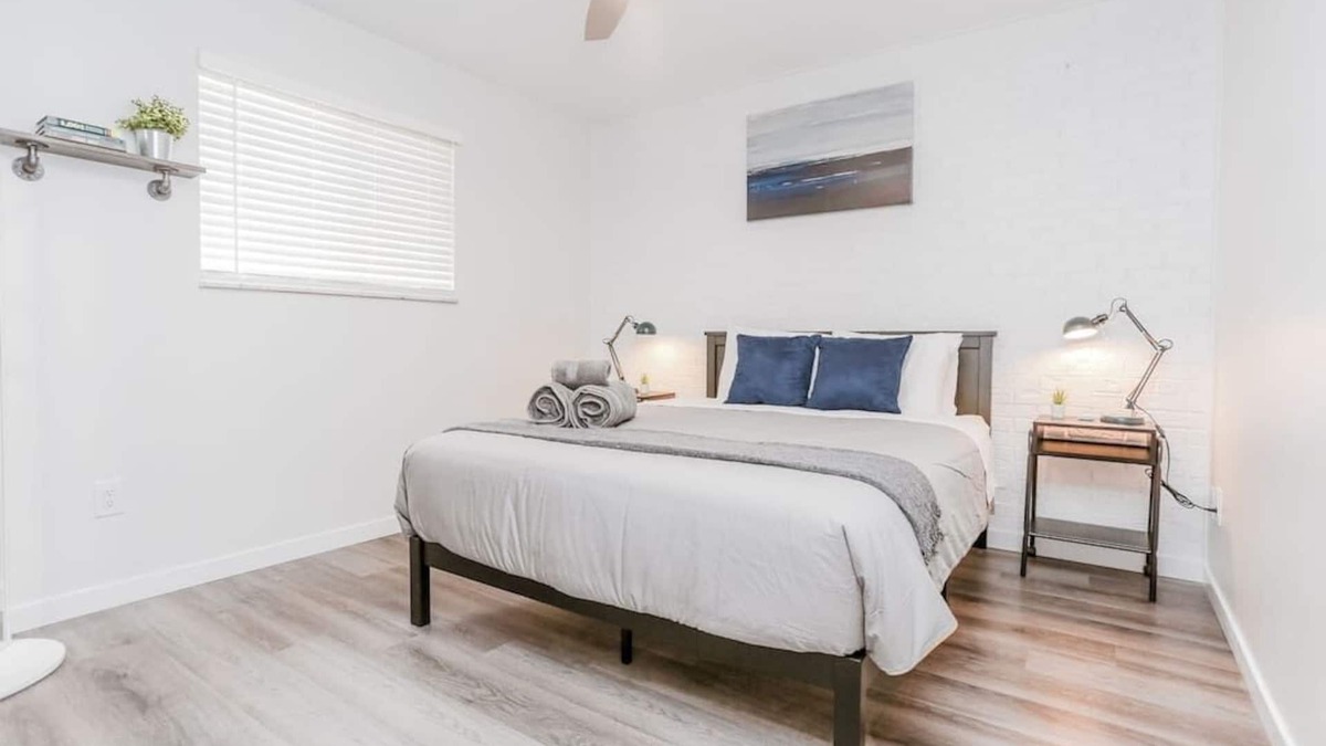 Columbus Apartment | Newly Renovated (9B) OSU/Central ❤NearEVERYTHING
