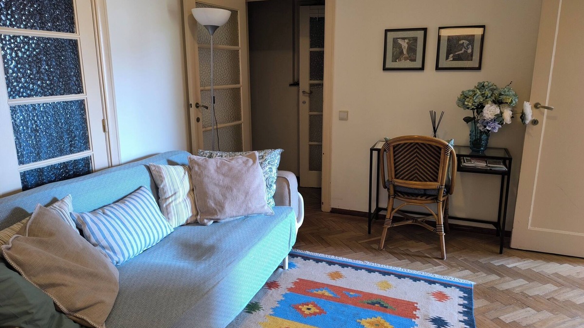Upper Town Apartment | Newly Renovated Apartment