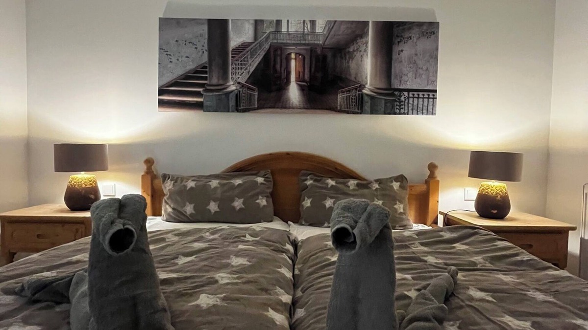 Rodenbach Apartment | Newly renovated basement apartment