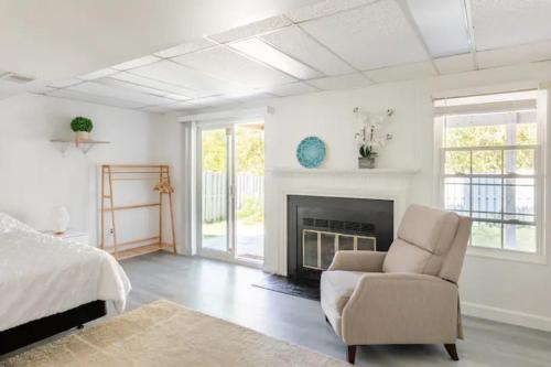 Oak Hill House | Newly Renovated Basement with Private Bathroom