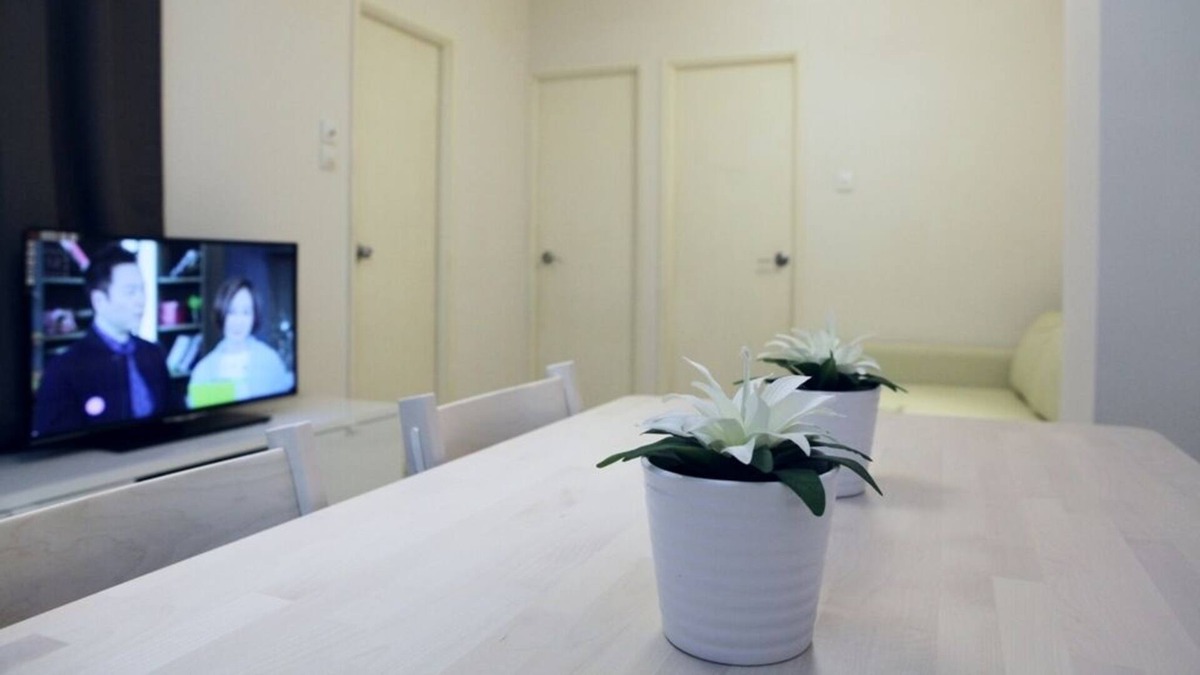 North Point Apartment | Newly renovated@ Explore like local